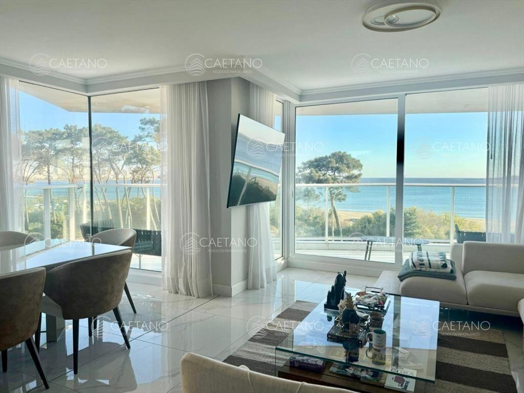 Alquiler Apartamento 4 Dormitorios Paramounts Tower