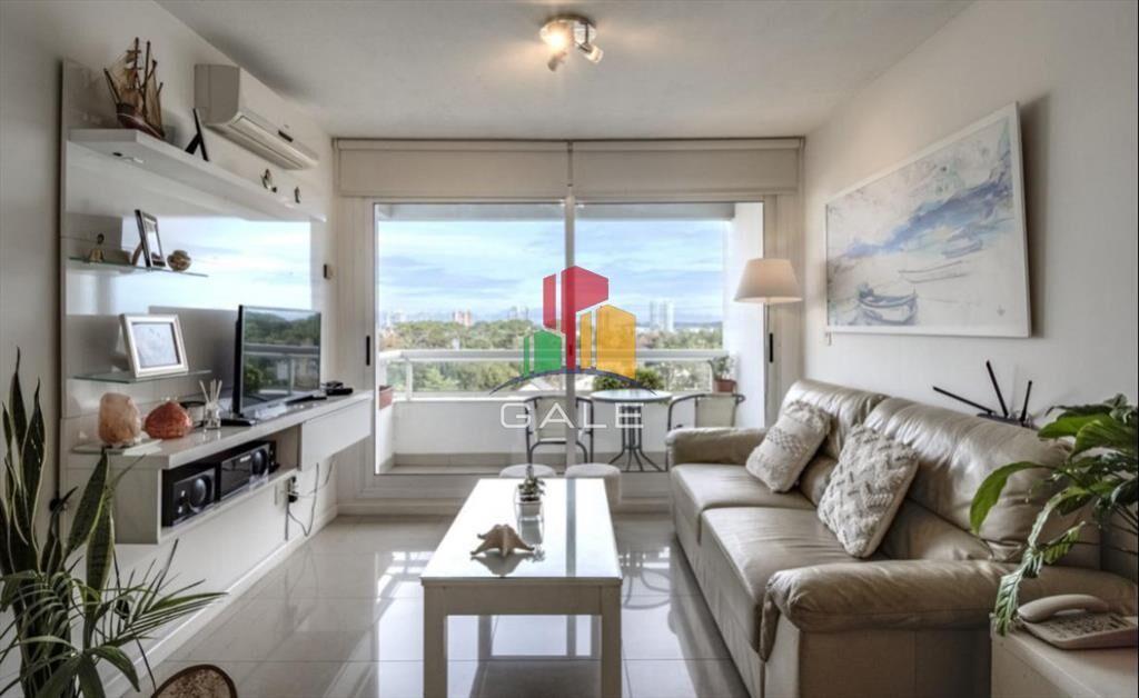 En venta apartamento de 2 dormitorios en Jardines de la Sie