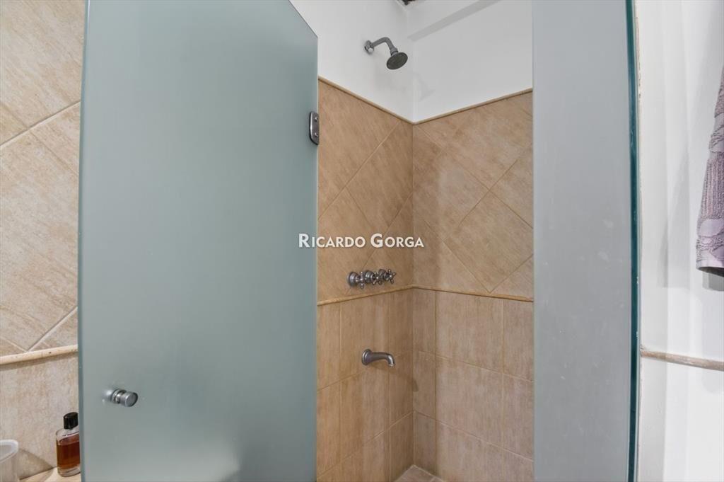 Casa Venta 4 dormitorios o 3+escritorio Fondo Piscina Bb...