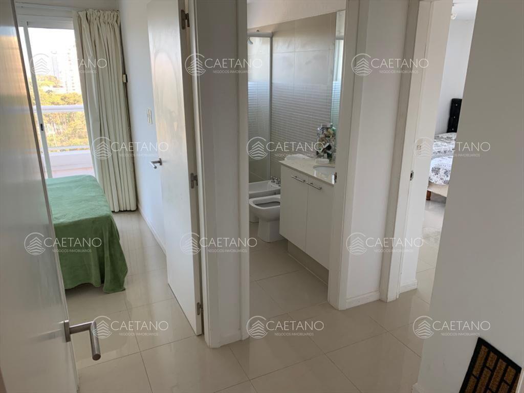 Excelente pent-house en Jardines de Sierra