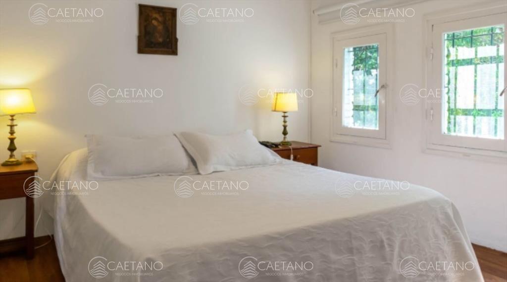 Casa a metros de Playa Mansa !