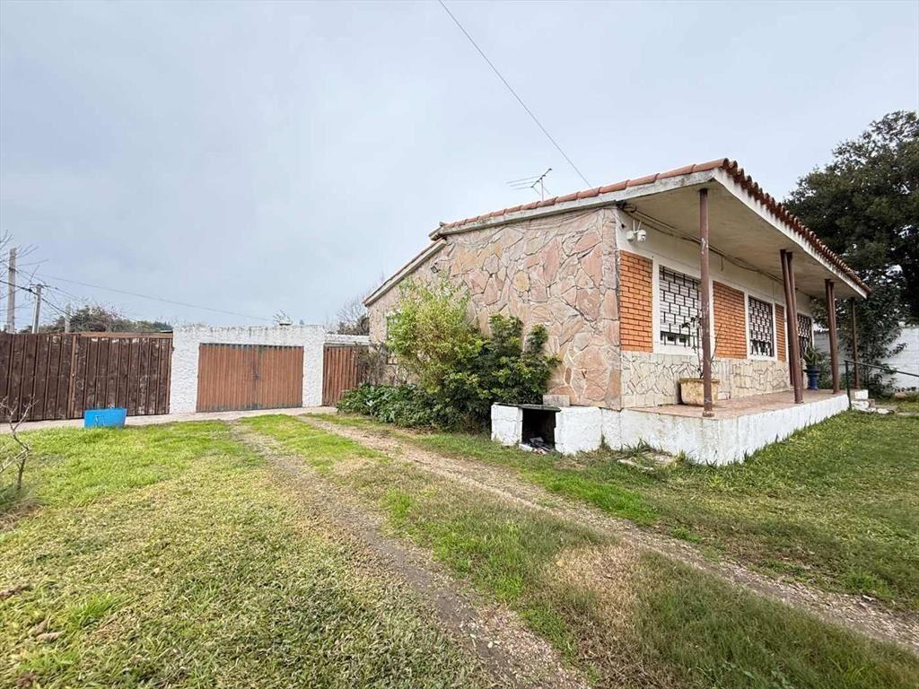 VENTA CASA Y APTO 3 Y 1 DORM LAS PIEDRAS RENTA.