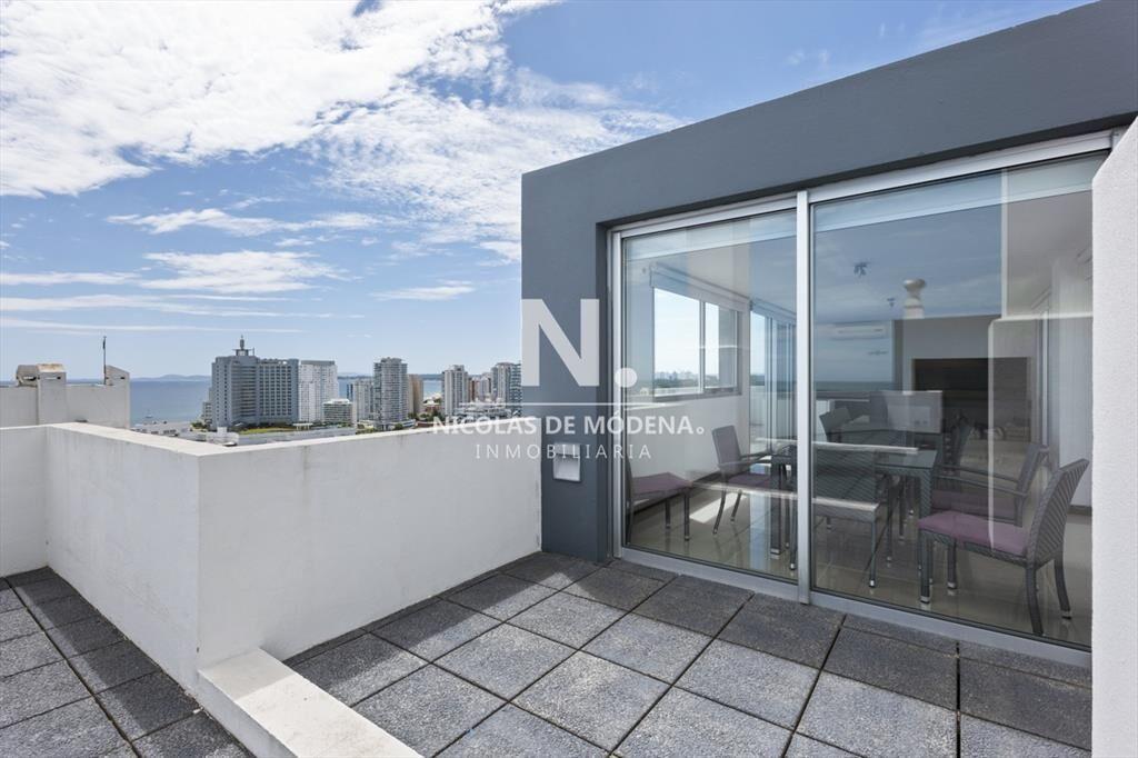 Vende apartamento en Brava Punta del Este de 3