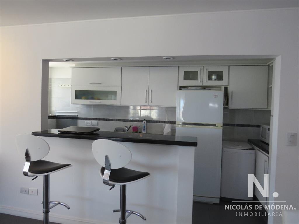 Apartamento en peninsula con excelente vista al puerto y to