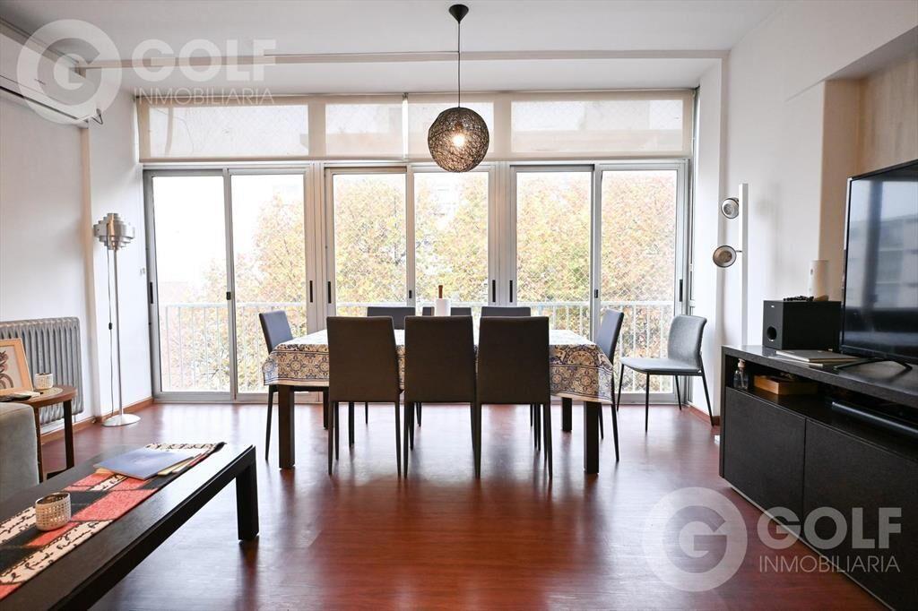 Venta de apartamento 3 dormitorios con cochera en Pocitos
