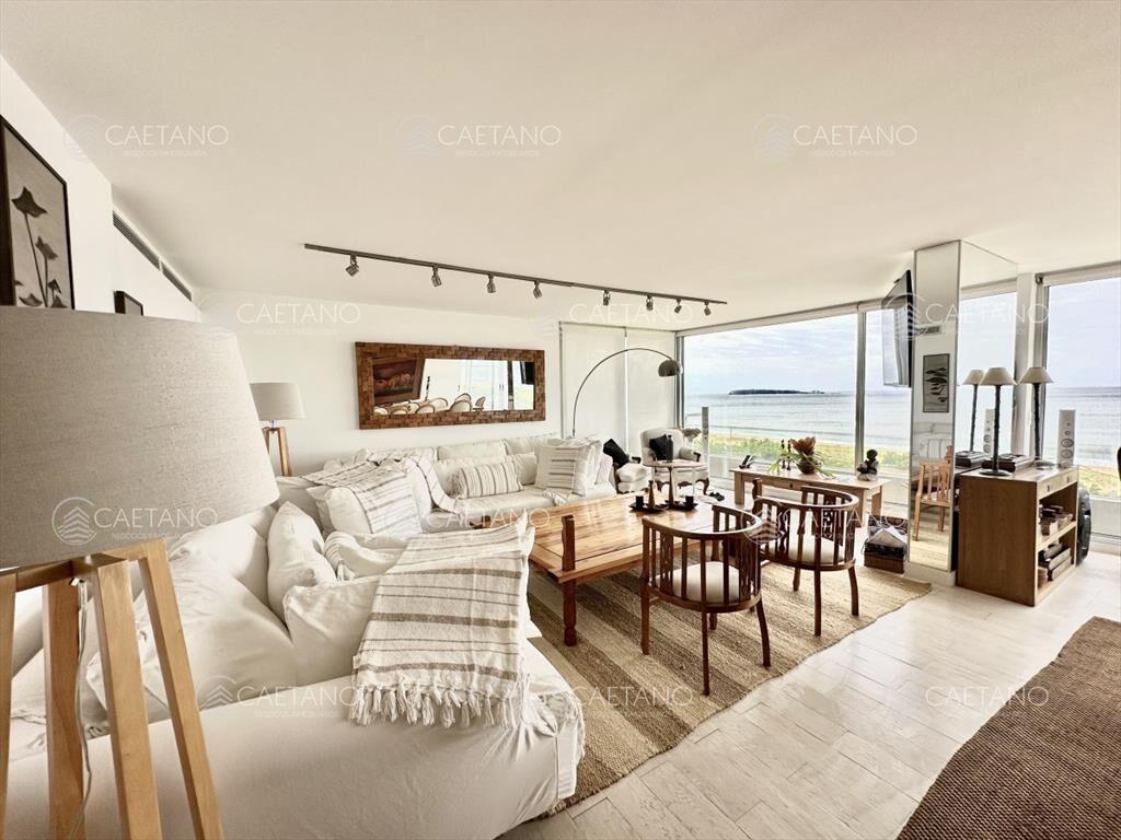 Venta Departamento Semi Piso - 5 Dormitorios + -