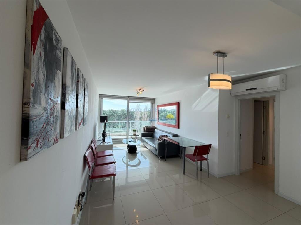 Apartamento en venta de 2 dormitorios a pasos de