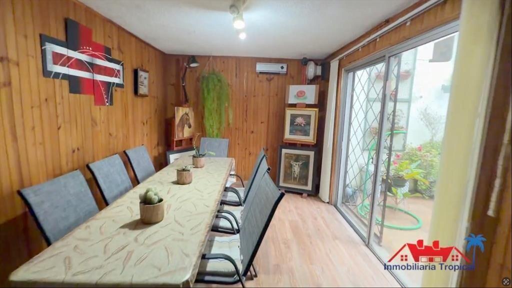 VENTA DE CASAS 4 DORMITORIOS EXCELENTE