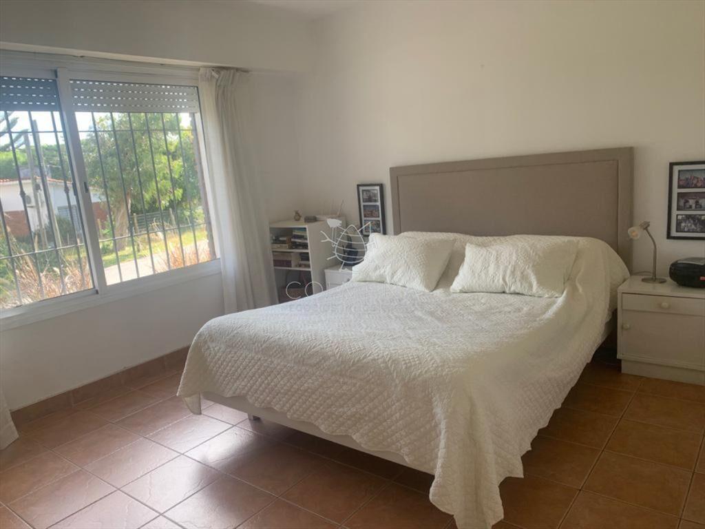 Casa en Mansa 4 dormitorios 3 baños parrillero