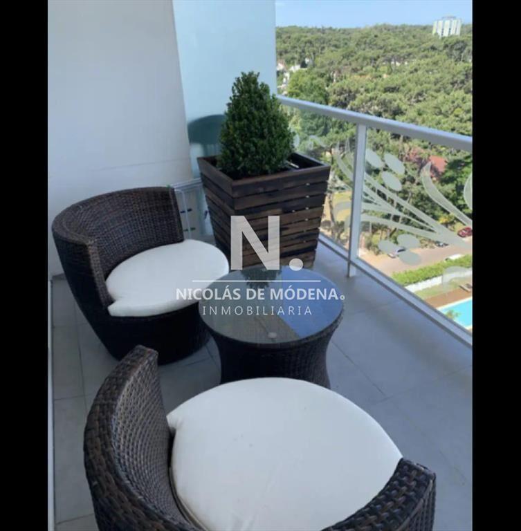 Se vende apartamento en Roosevelt de 2