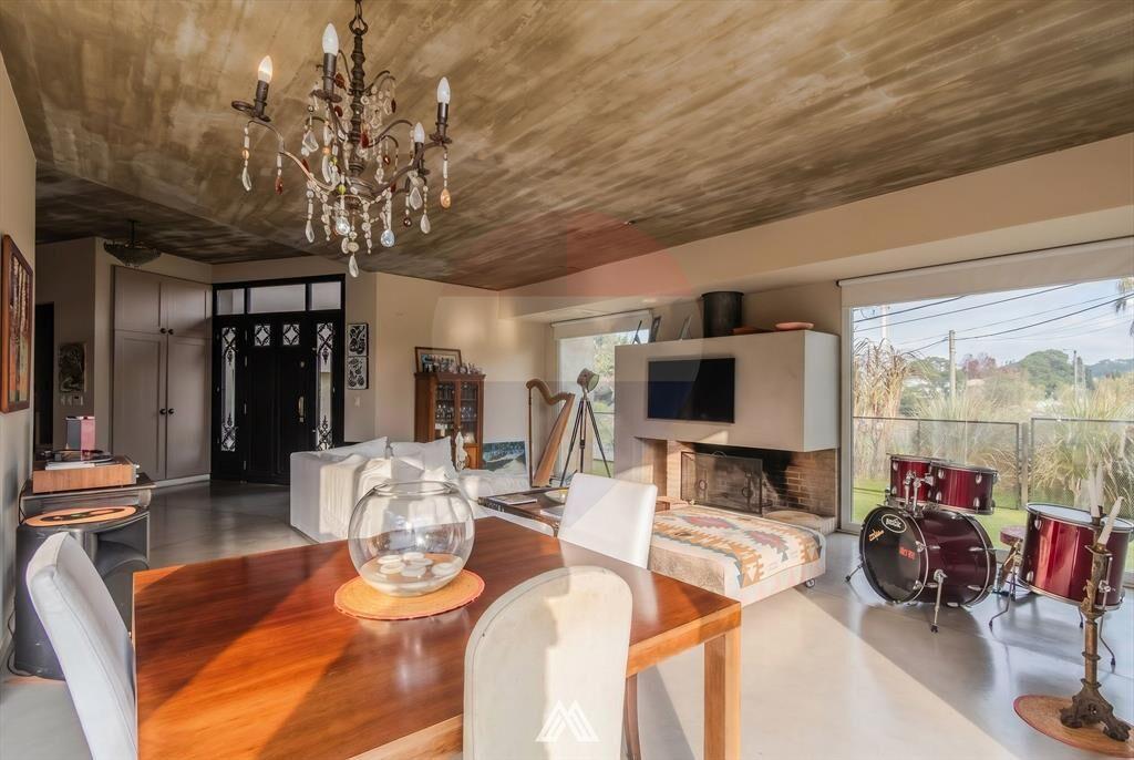 VENTA CASA PARQUE MIRAMAR 3 DORM ESTUDIO PISCINA