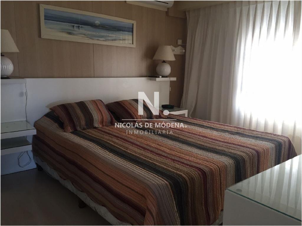 Imperdible departamento en Peninsula, Punta del
