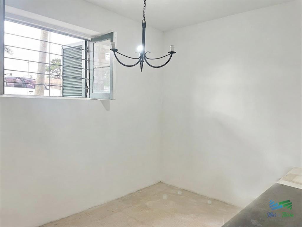 Oportunidad de inversión: Apartamento en subsuelo con gast