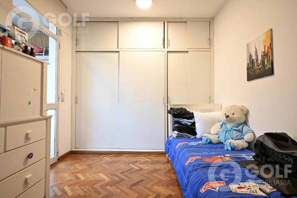 Venta de apartamento 3 dormitorios con cochera en Pocitos