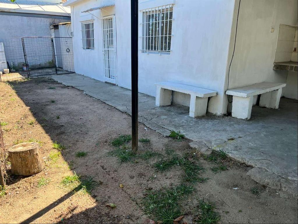 *** ALQUILADO *** CASI RAMBLA 1 dormitorio Alquiler Casa S
