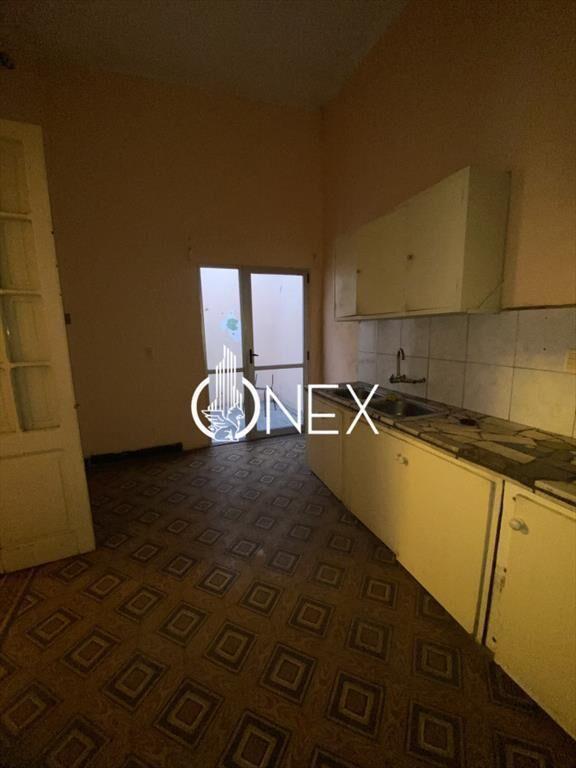 GRAN PROPIEDAD EN VENTA PARA INVERSORES EN LA DE