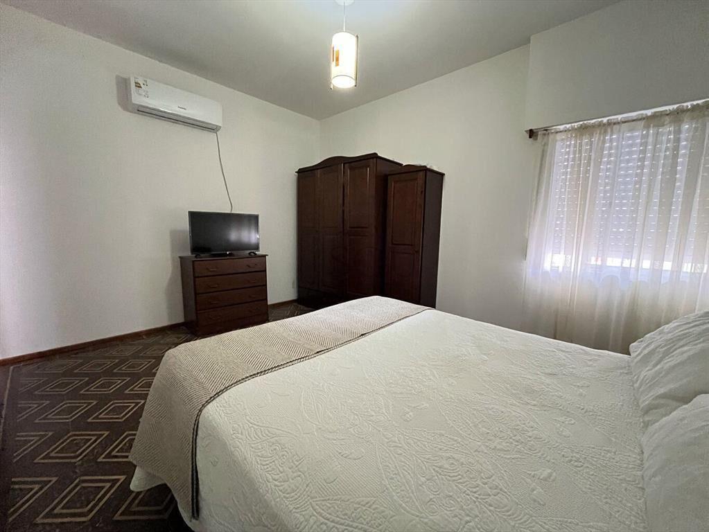 VENTA CASA ESQUINA 2 DORMITORIOS CON COCHERA – CERRO
