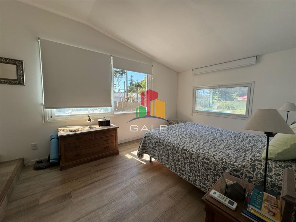 En venta casa de 3 dormitorios, con piscina y en