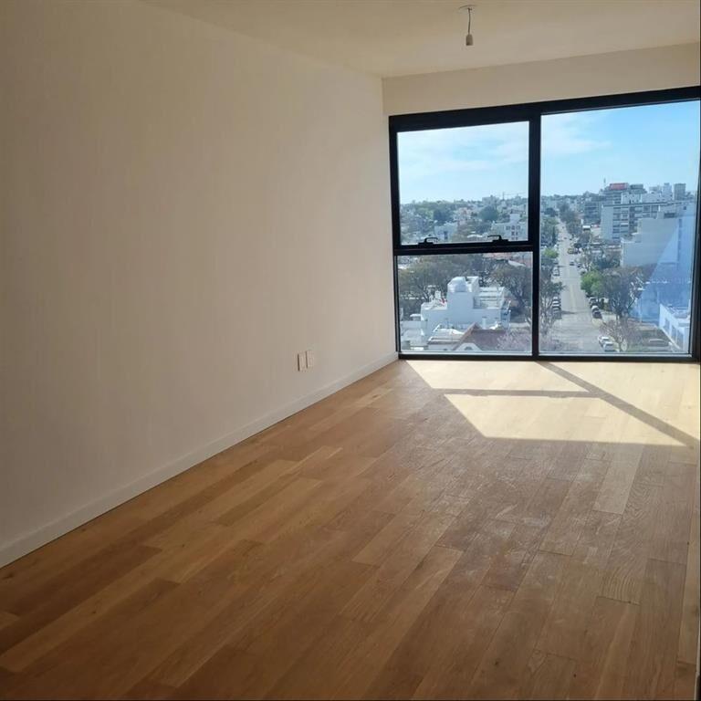 Alquiler De Apartamento A Estrenar En Rambla