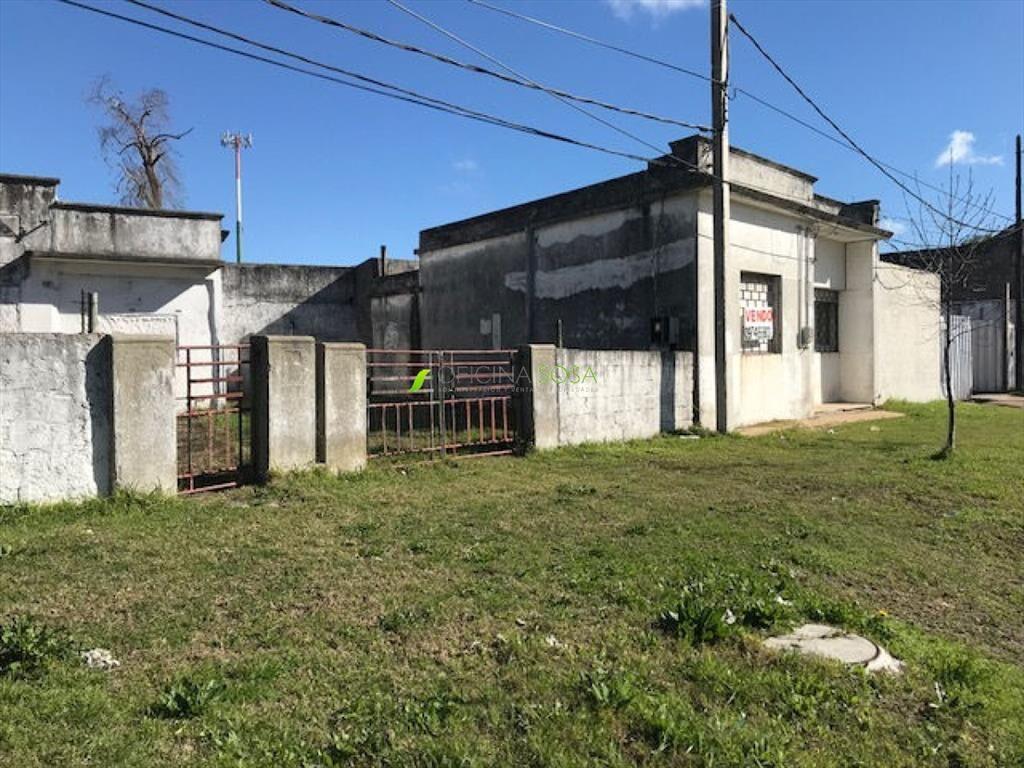 Oficina Sosa - Dos Galpones Y Vivienda En