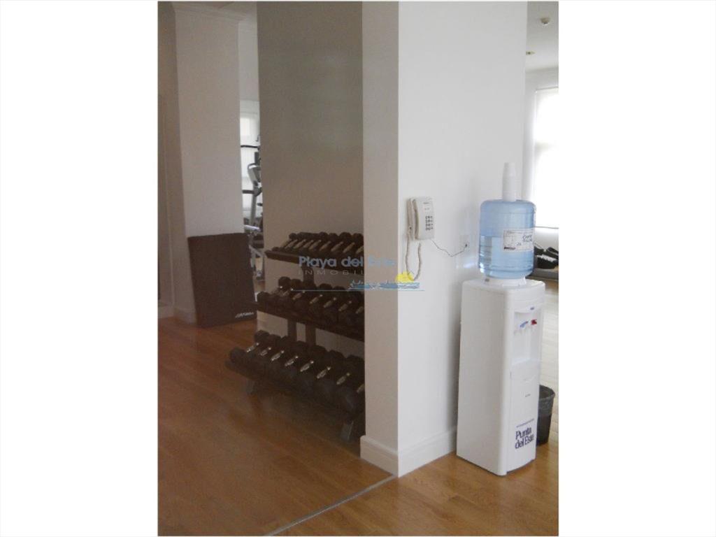 Apartamento en venta de 3 dormitorios en Punta ,