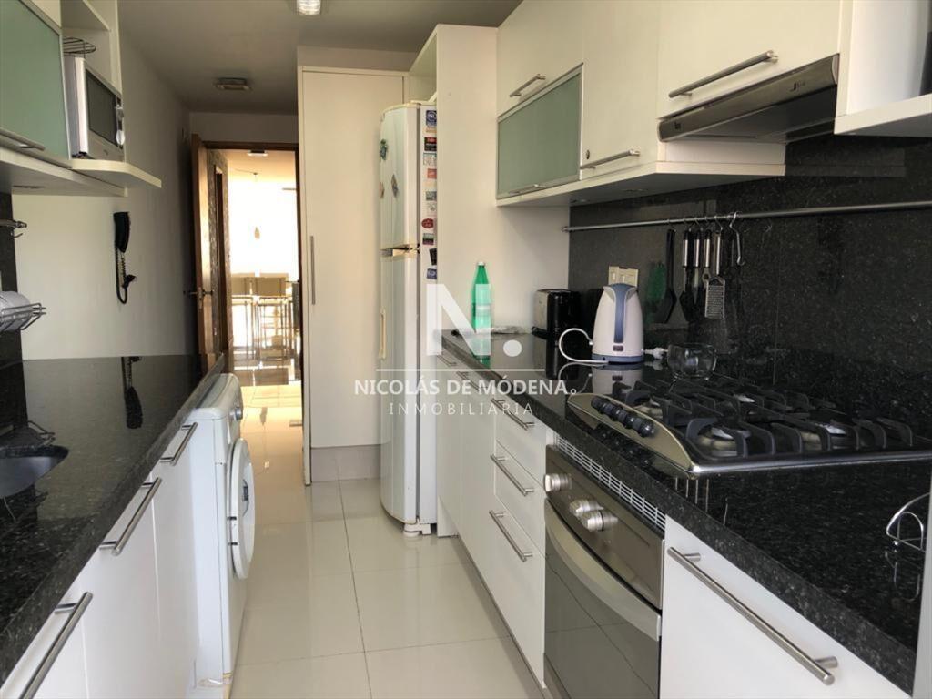 Apartamento en Venta y Alquiler, Mansa, Punta del