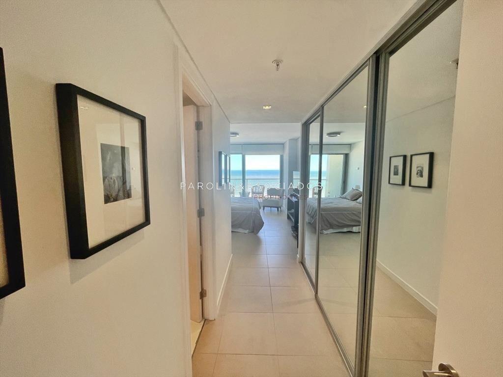 Apartamento en venta en Le Parc, Punta del Este.