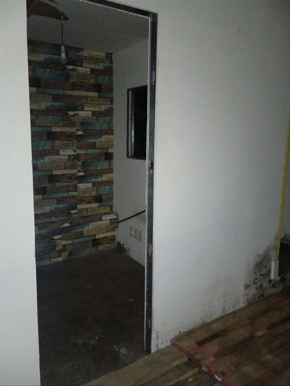 Alquiler de local de 266 m2 en Lezica.