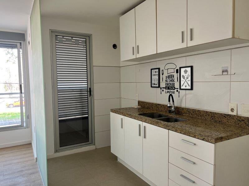 Venta apartamento 1 dormitorio rentado Gral. Flores Nuevo C