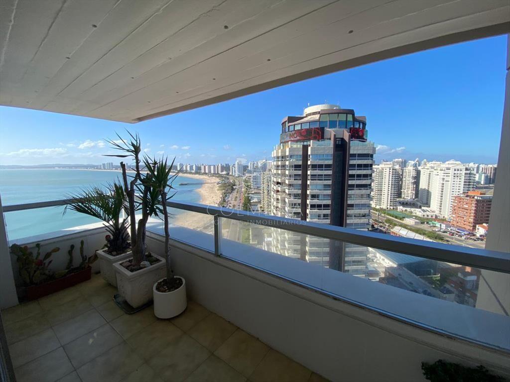 Apto en Torre Gattas -3 dor, 3 Baños, Balcón a