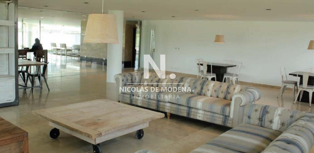Hermoso departamento en venta, en edificio