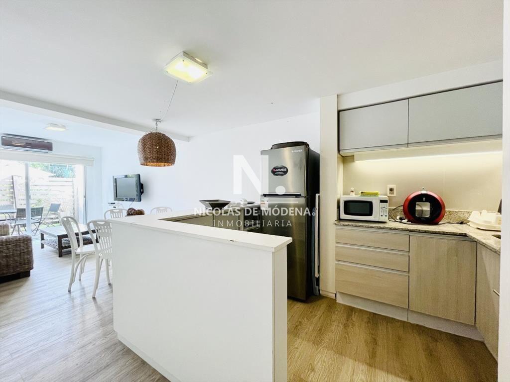 Apartamento de 2 Dormitorios en Montoya, La Barra