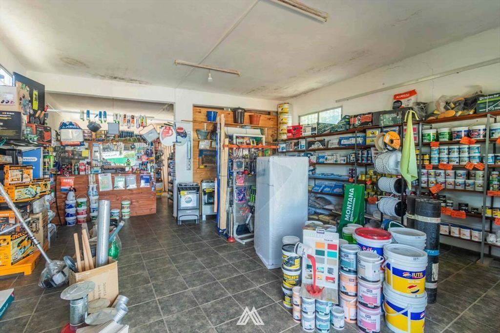 Venta llave de local comercial ferreteria en Pando
