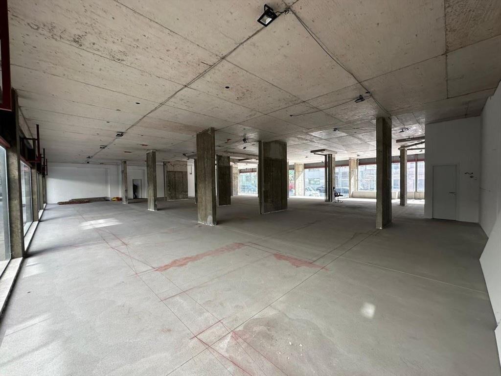 Alquiler y venta local comercial 1085m2 Palermo Parque Rodo