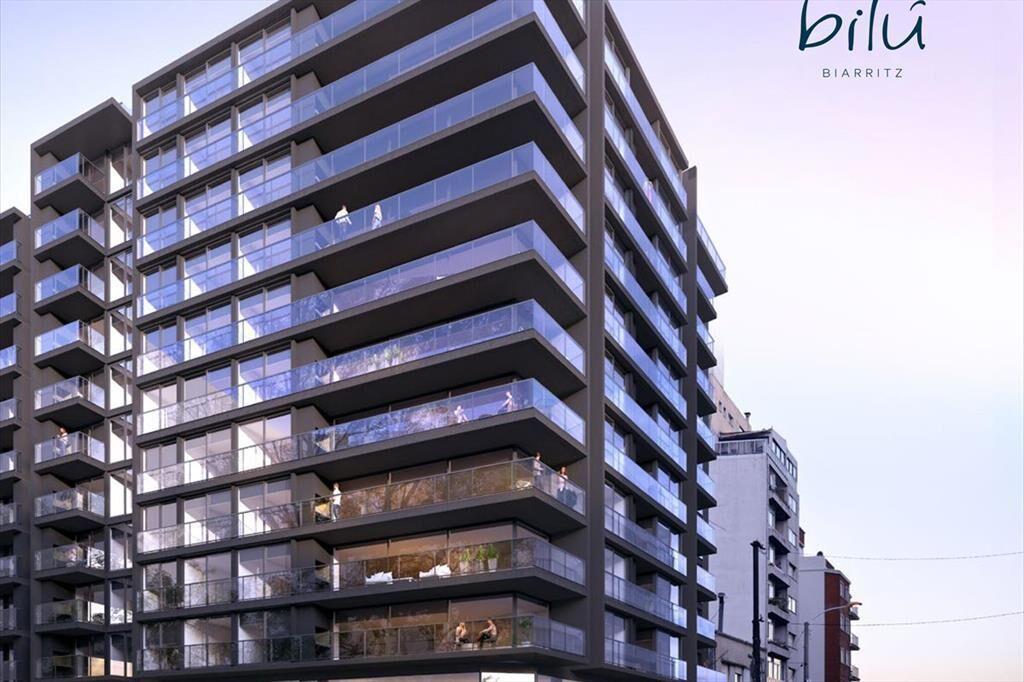 APARTAMENTO DE 4 DORMITORIOS EN VILLA BIARRITZ