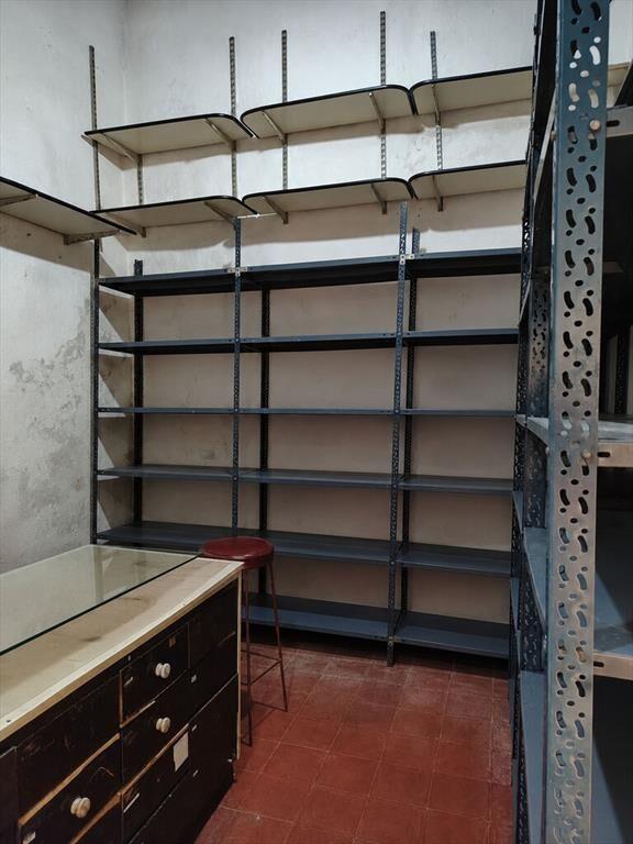alquiler local paso molino agraciada. acera impar