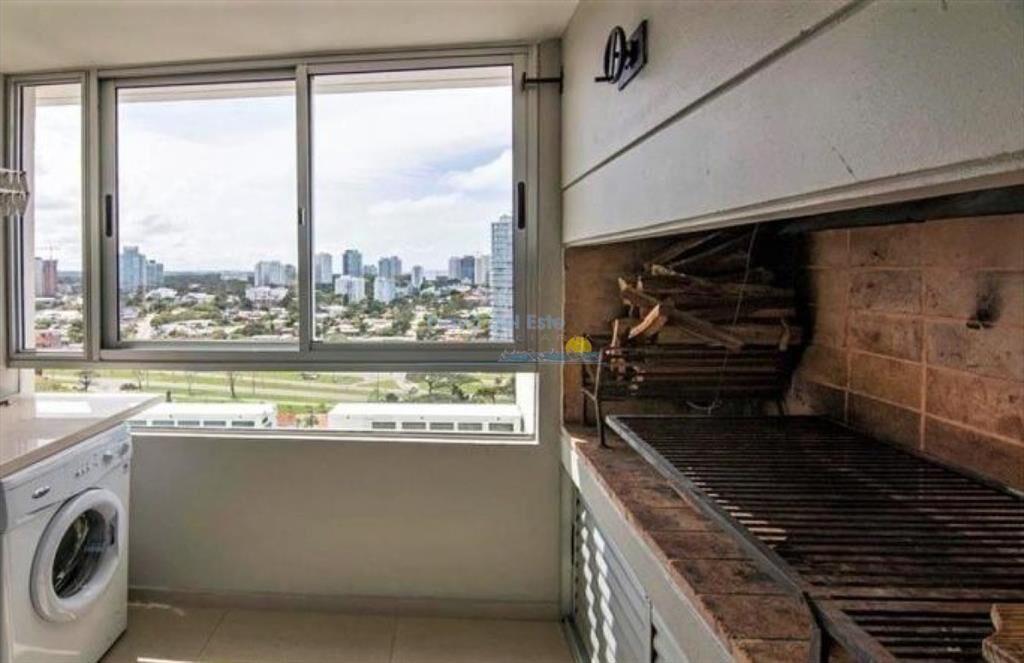 enta de Excelente Apartamento de 3 Dormitorios al