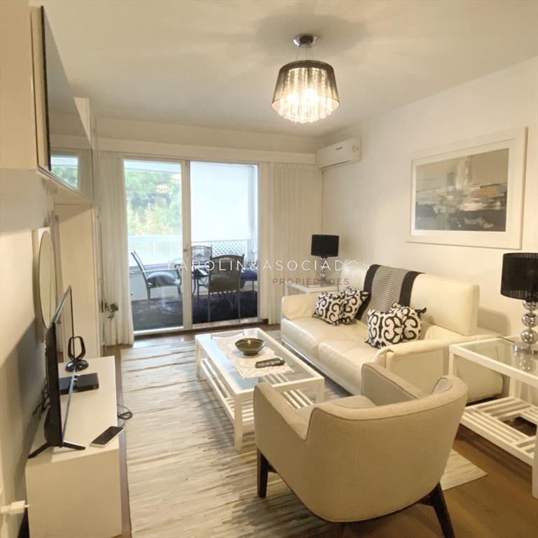 Apartamento en venta de 2 dormitorios y en Punta