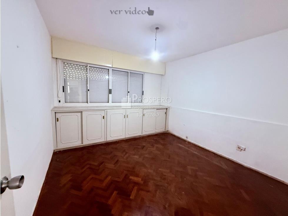 2260/2 venta apto 3 dorm POCITOS c/balcon