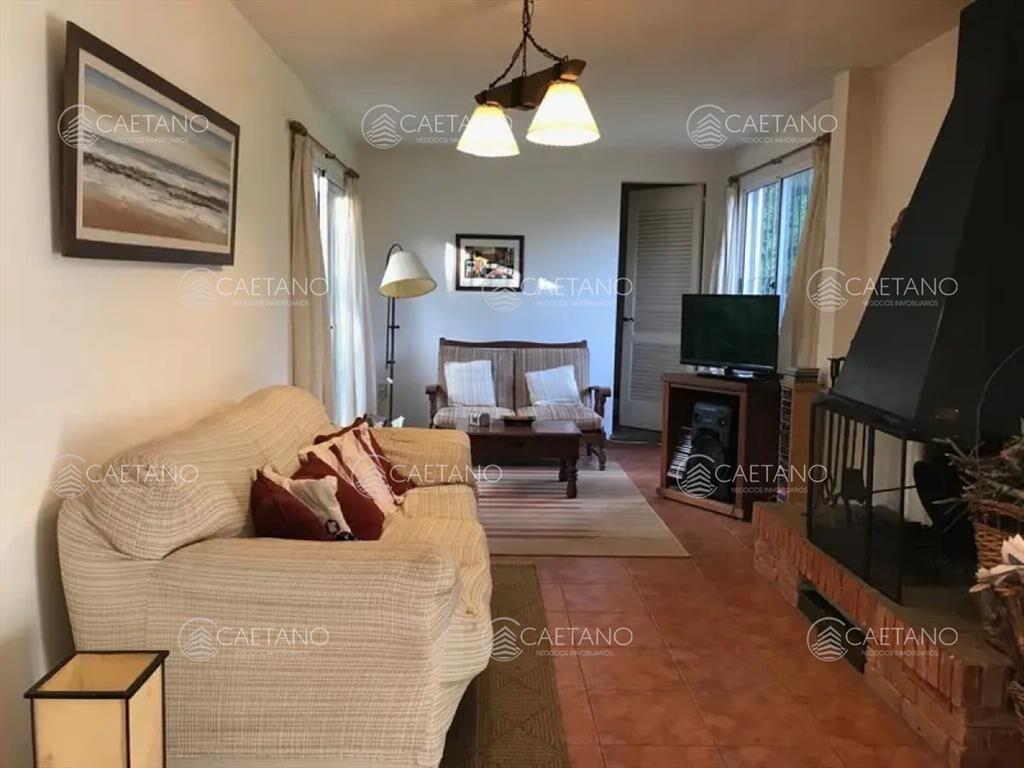 Muy linda casa a solo 200 mtrs. del mar!