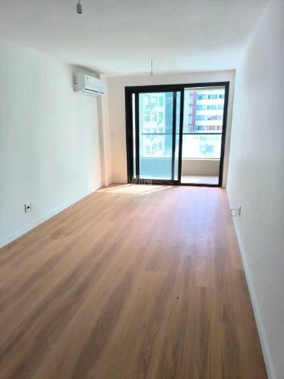 VENTA DE APARTAMENTO MONOAMBIENTE MULTIUSO  MALVIN
