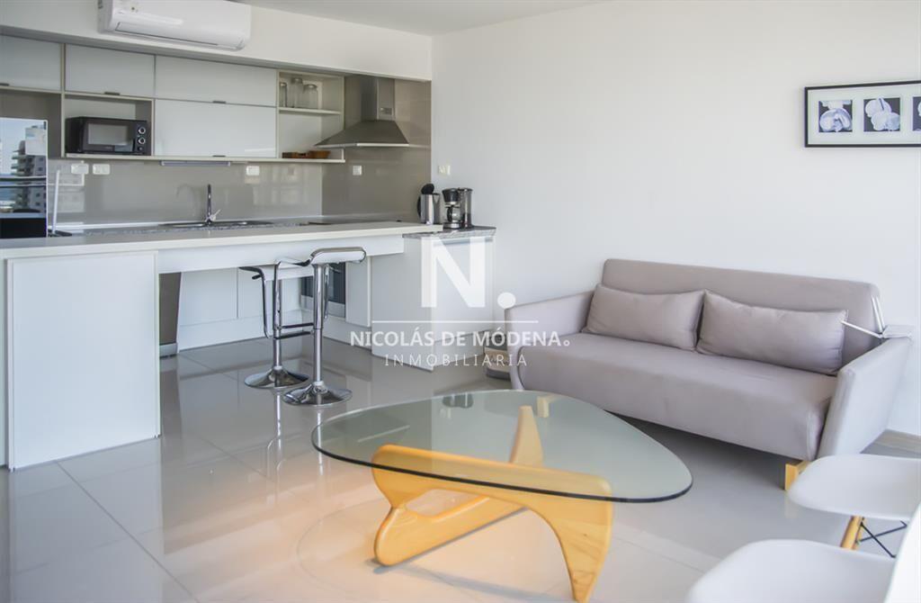 Apartamento en venta en Torre Onix, moderno con 1