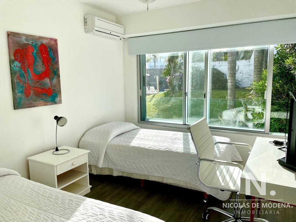 Apartamento en Venta Esturion de Montoya 2. 3 dormitorios