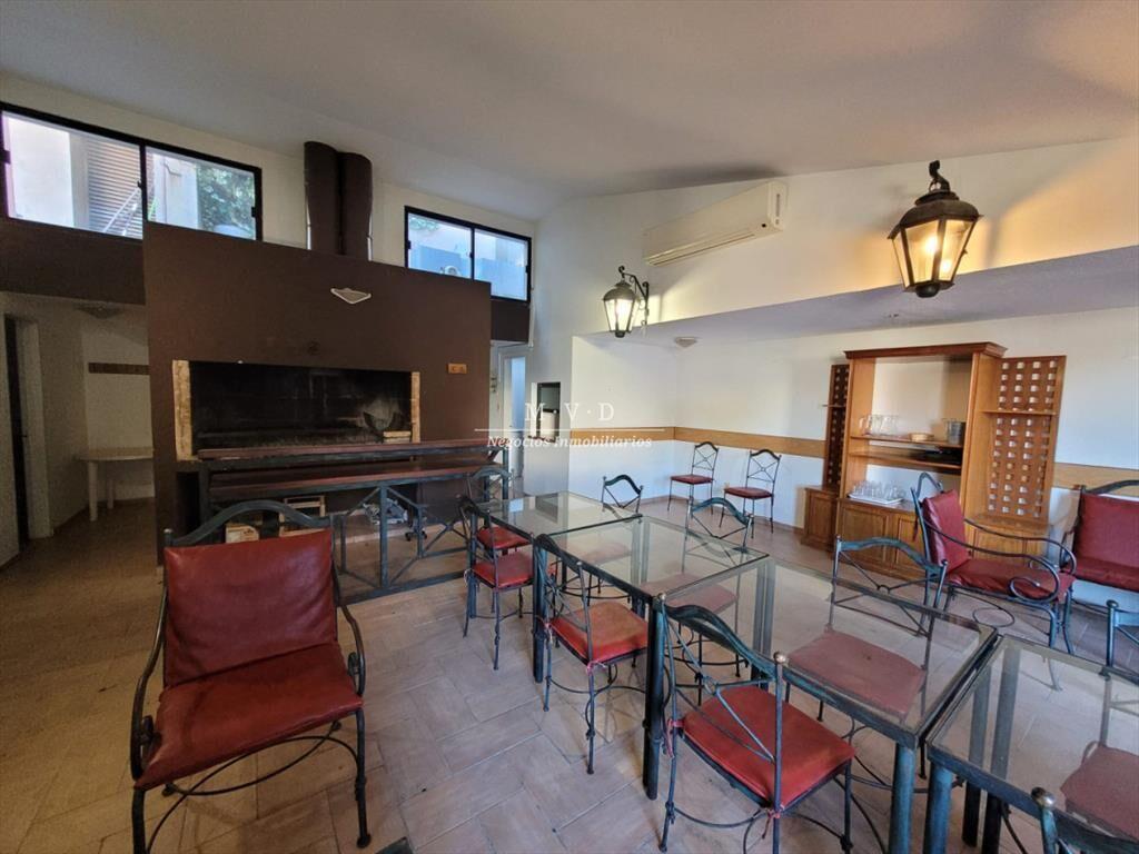 Venta apartamento de 3 dormitorios Punta Carretas