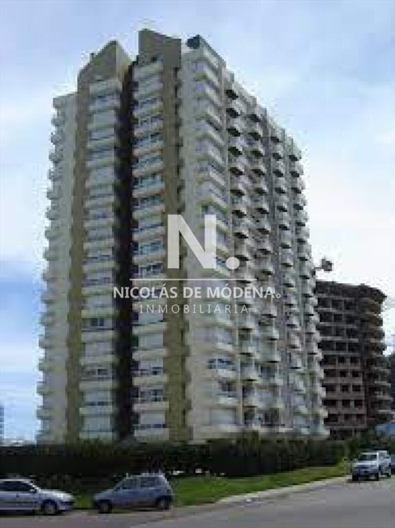 En venta apartamento de 2 dormitorios mas en del