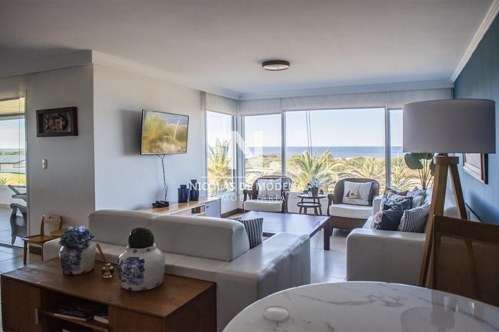 En venta Elegante apartamento en San Rafael, del