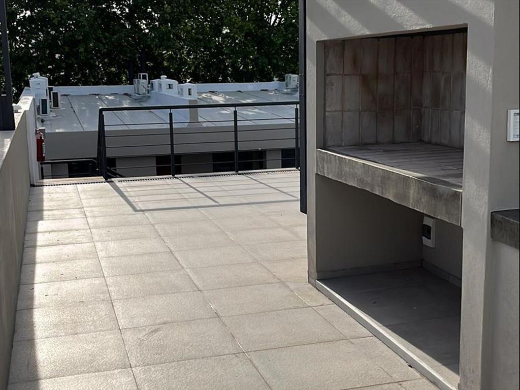 LOFT CON TERRAZA CON PARRILLERO CON BAJOS GASTOS COMUNES