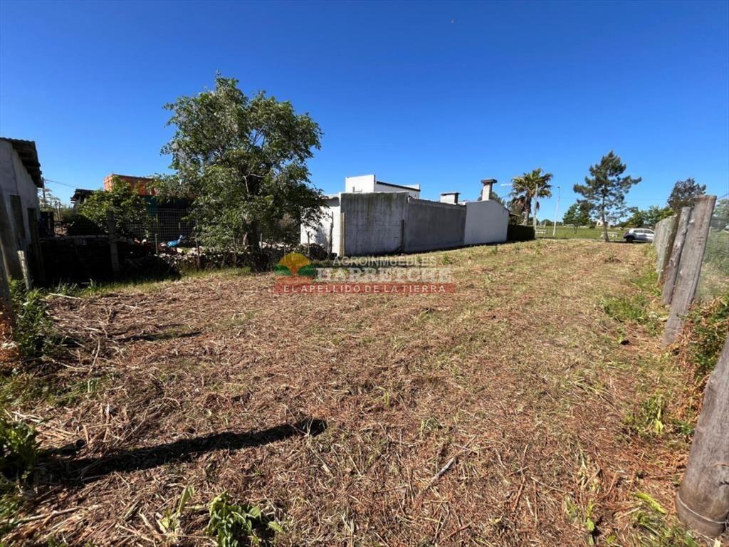 Terreno en Las Piedras, 380 m2, nivelado, a 2 de
