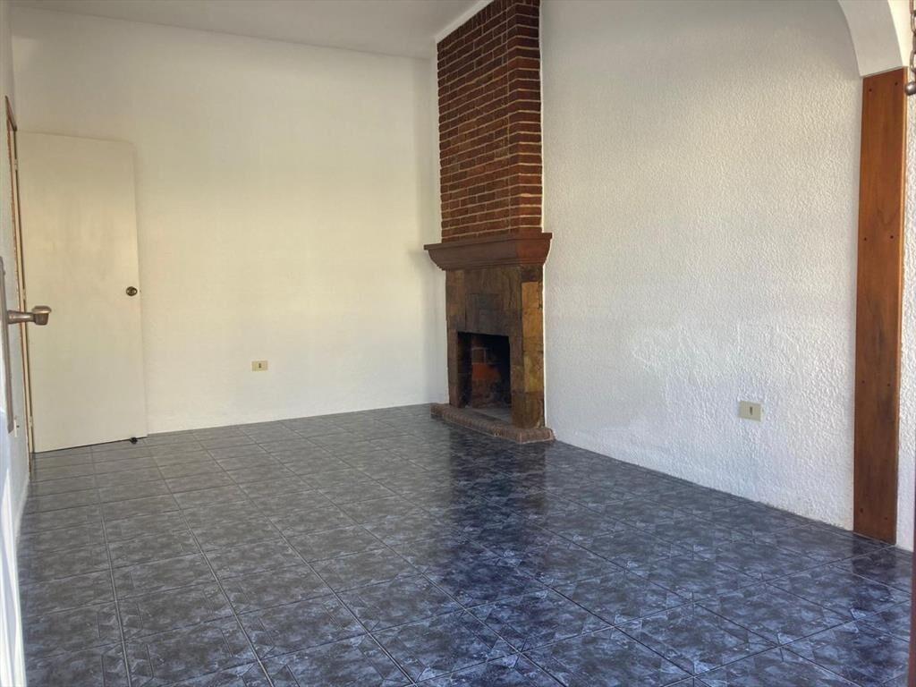 VENTA CASA MALDONADO CENTRO 2 DORMITORIOS Y GARAGE