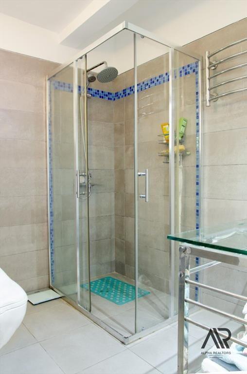 Casa en venta c/ cochera en Playa Mansa